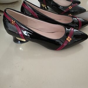 Elegant Black and Pink Women's Heels